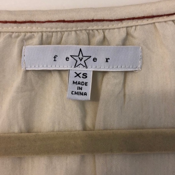 Embroidered blouse with bell sleeves - Picture 2 of 3